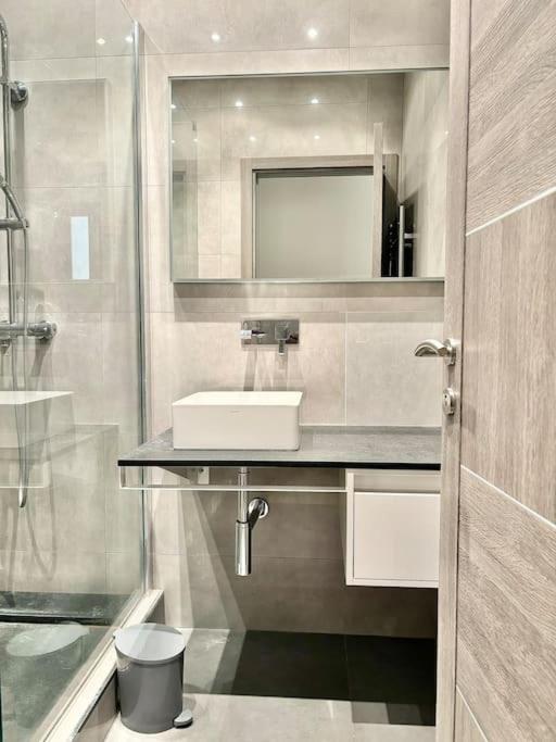 1 - 26h Apartment *